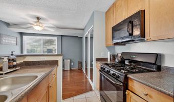 60 S VAN DORN St 519, Alexandria, VA 22304