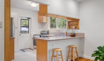 59-165 Ke Nui Rd A, Haleiwa, HI 96712