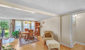 958 W Hunt Rd, Alcoa, TN 37701