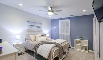 17 Point Ln, Arcadia, IN 46030