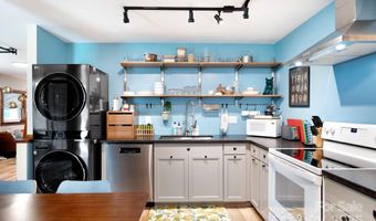 265 Dix Creek Chapel Rd, Asheville, NC 28806