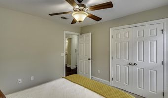 128 W Pinebrook Dr, Brandon, MS 39047