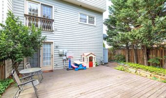 43782 BROOKLINE Ter, Ashburn, VA 20147
