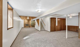 441 Walnut Ln, Apple Valley, MN 55124