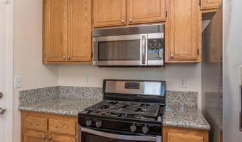 1747 Eardley Ave, Santa Rosa, CA 95401