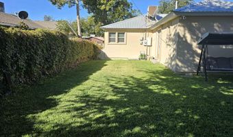 1008 Albert St, Carlsbad, NM 88220