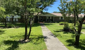 202 Christopher Dr, Abbeville, AL 36310