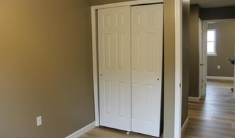 2620 MOUNTAIN Ln, Allentown, PA 18103