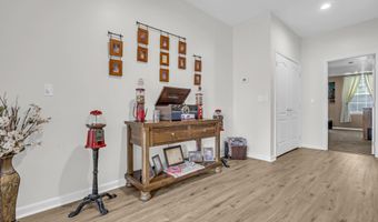 252 Hawthorn Ln, Barnegat, NJ 08005