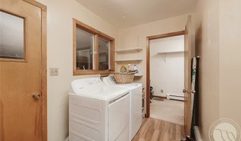 221 W School St, Absarokee, MT 59001