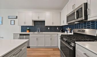 323 Satsuma Trl, Fallbrook, CA 92028
