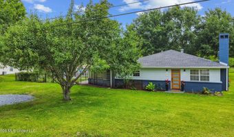 27 Chantilly Ter, Bay St. Louis, MS 39520