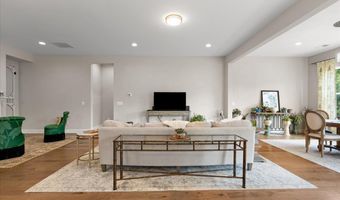 117 MALLARD Dr, Lake Frederick, VA 22630