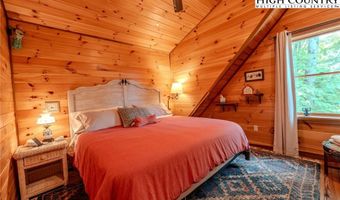 80 Dana Dr, Bakersville, NC 28705