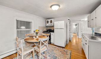 528 E 3rd St A, Boston, MA 02127