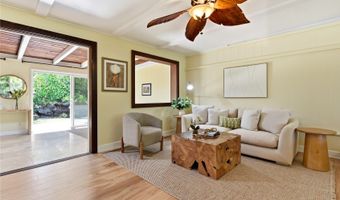 409 Wanaao Rd, Kailua, HI 96734