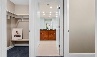 3625 10TH St N 303, Arlington, VA 22201