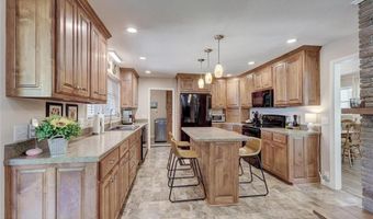2321 Cherokee Ave, Baxter Springs, KS 66713