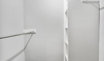 40 N MAIN St, Boonsboro, MD 21713