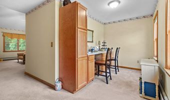 38 Pebble Brook Ct, Berlin, CT 06037