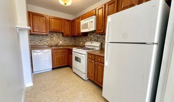 3000 SPOUT RUN Pkwy D404, Arlington, VA 22201