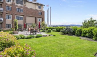 363 SW Bluff Dr 101, Bend, OR 97702