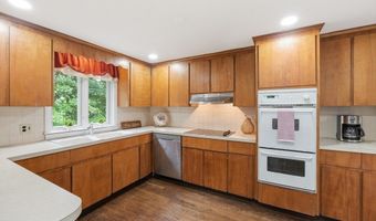 7 Cherry Ridge Rd, Acton, MA 01720