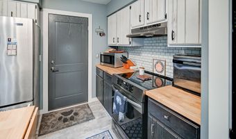 120 St Albans Ave, Madison, WI 53714