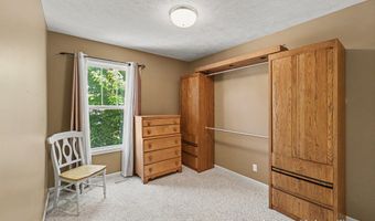 10861 Constant Dr, Allendale, MI 49401