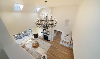 74 Quarry Dock Rd 74, Branford, CT 06405