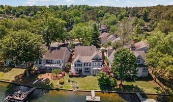 6430 Spinnaker Ln, Alpharetta, GA 30005