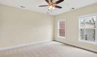 322 N GEORGE MASON Dr, Arlington, VA 22203