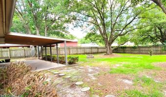 2714 English Dr, Ocean Springs, MS 39564
