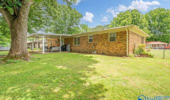 807 7th St NE, Arab, AL 35016