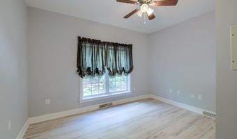 8597 Doar Rd, Awendaw, SC 29429