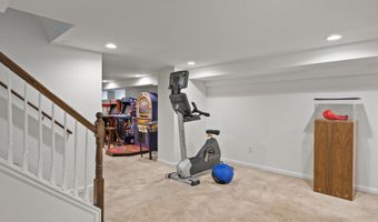 1952 CANTERBURY Rd, Abington, PA 19001