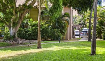 15 KULANIHAKOI St 12E, Kihei, HI 96753