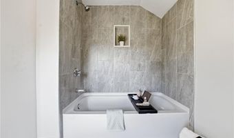 207 Mendon Rd, Cumberland, RI 02864