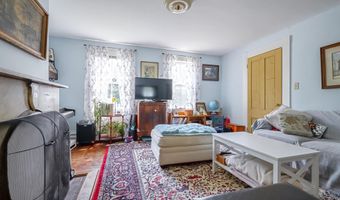 16 Francestown Rd, Bennington, NH 03442
