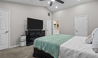 194 Council Rock Rd, Cranston, RI 02921