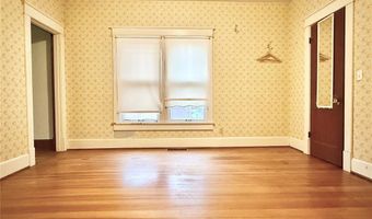 605 Mechanic St, Alton, IL 62002