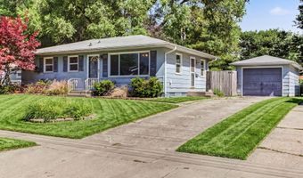 3905 Ontario St, Ames, IA 50014