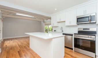 171 Ashton St, Bridgeport, CT 06606