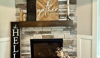 1538 Ashley Ln, Allenton, MI 48002