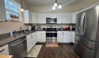 304 S Magnolia Ave, Andrews, SC 29510