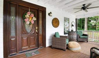 516 Philadelphia Ln, Woodstock, GA 30189