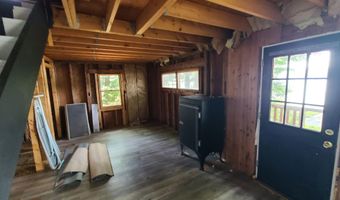10 Crescent Dr, Barnstead, NH 03225