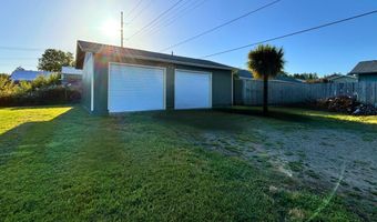 537 ART St, Brookings, OR 97415