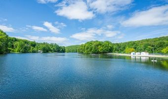 10 W Shore Dr, Alloway, NJ 07462