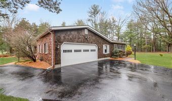 40 Spring Valley Dr, East Greenwich, RI 02818